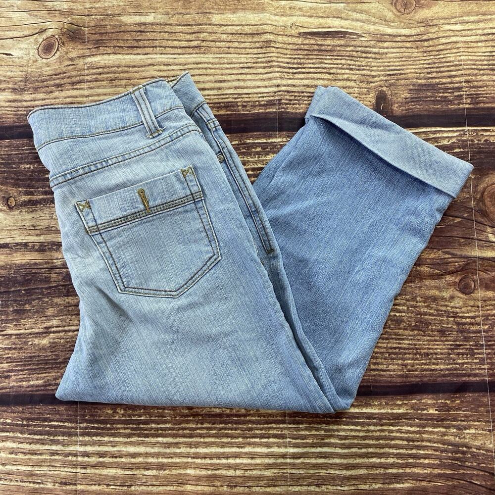 Faded Glory Capri Jeans Women's Size 8 Light Wash Denim